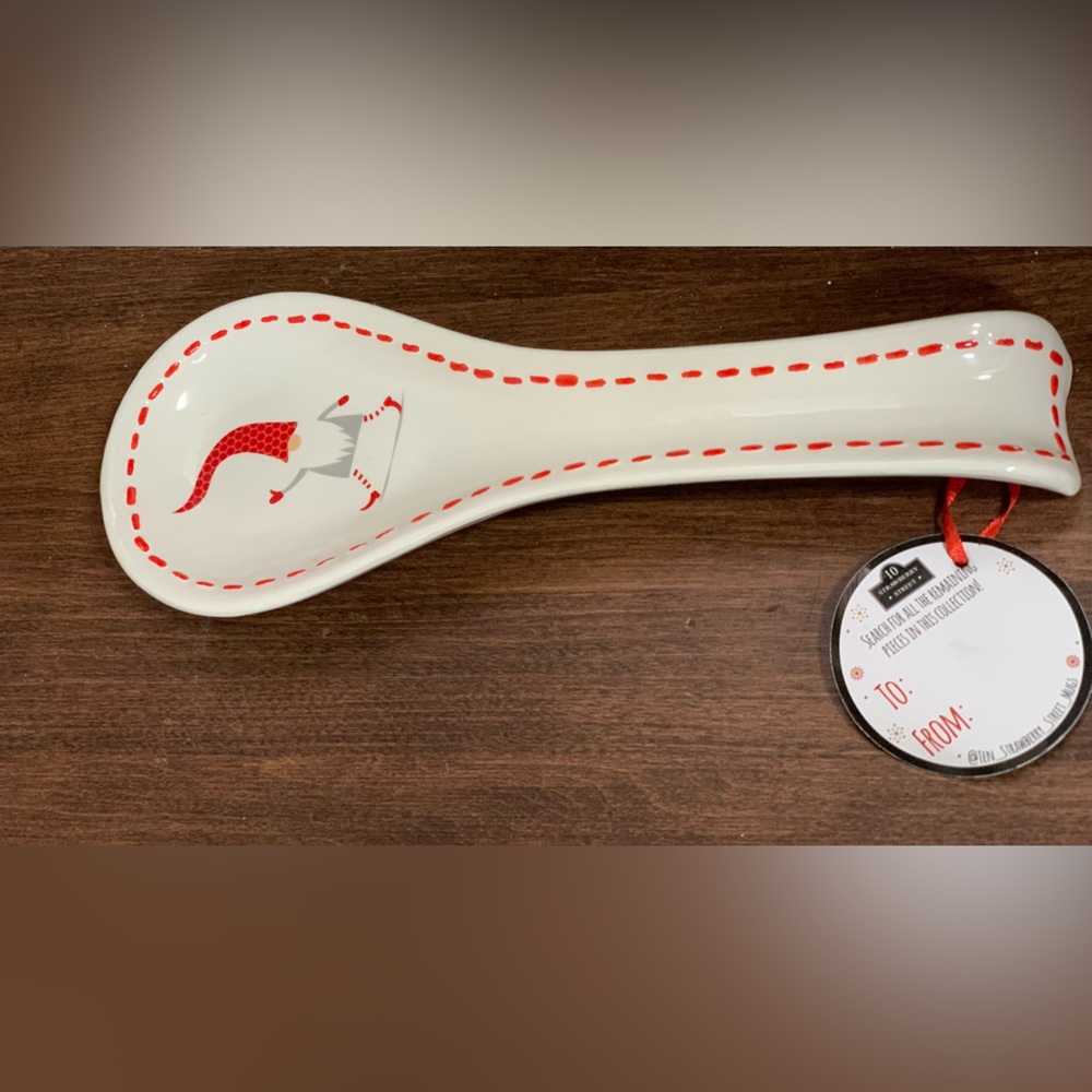 Super Cute 🥰 Christmas Gnome 10x4in Ceramic Spoon Rest - NEW